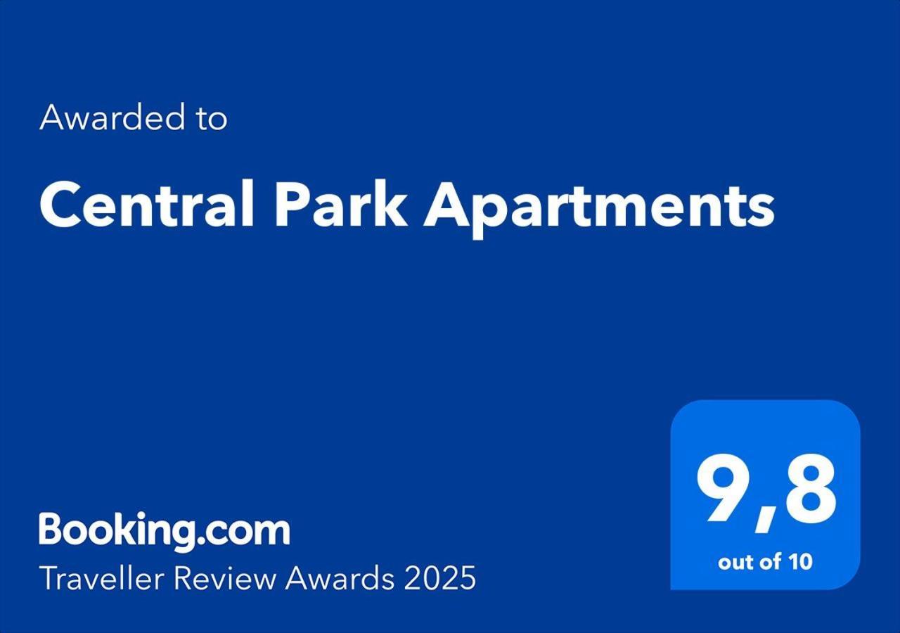 Central Park Apartments โคปริฟนิซา ภายนอก รูปภาพ